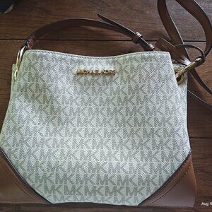 Michael Kors Nicole Triple Crossbody